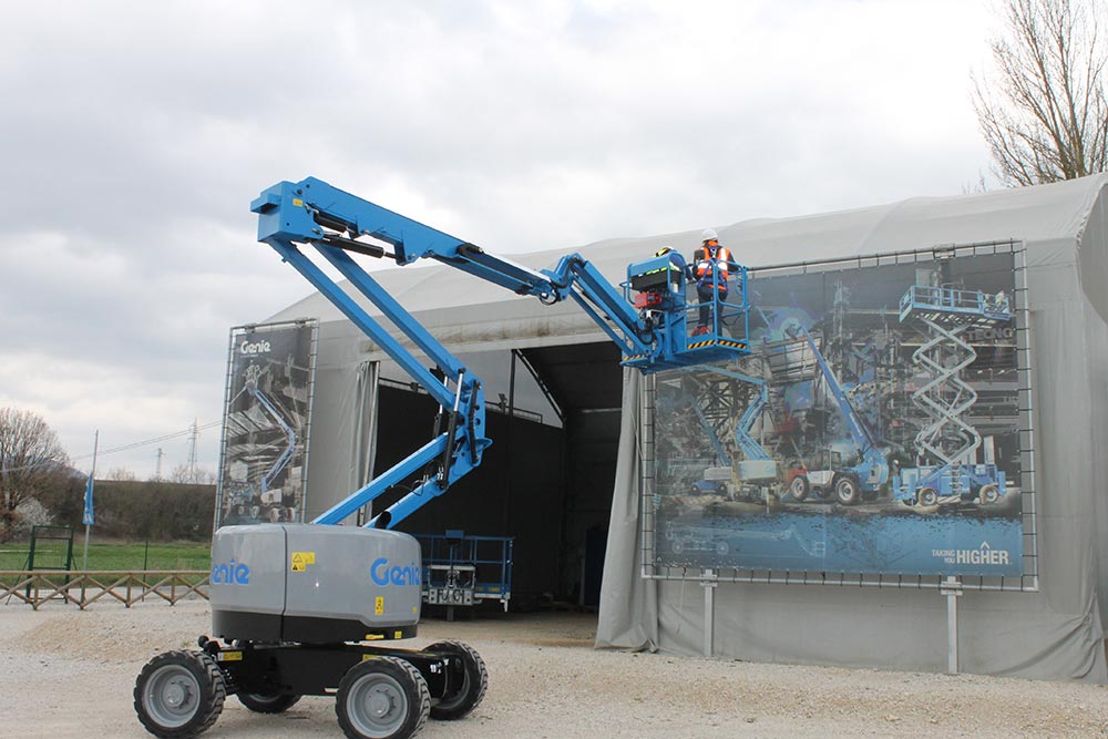 Genie Z-45/25J RT, 13.86m Boom Lift Hire