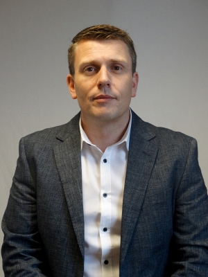 Lee Edwards, Sales Director