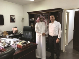 Mr. Odai Ismail, Sales Manager Eastern Region, Medco, seal the deal at Bin Quraya Rental’s headquarters in Dhahran, Saudi Arabia.